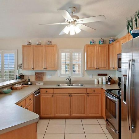 Sea Side 202 Beachfront Serenity 3Bd 2Ba Sleeps 8 شاطئ كليرووتر المظهر الخارجي الصورة