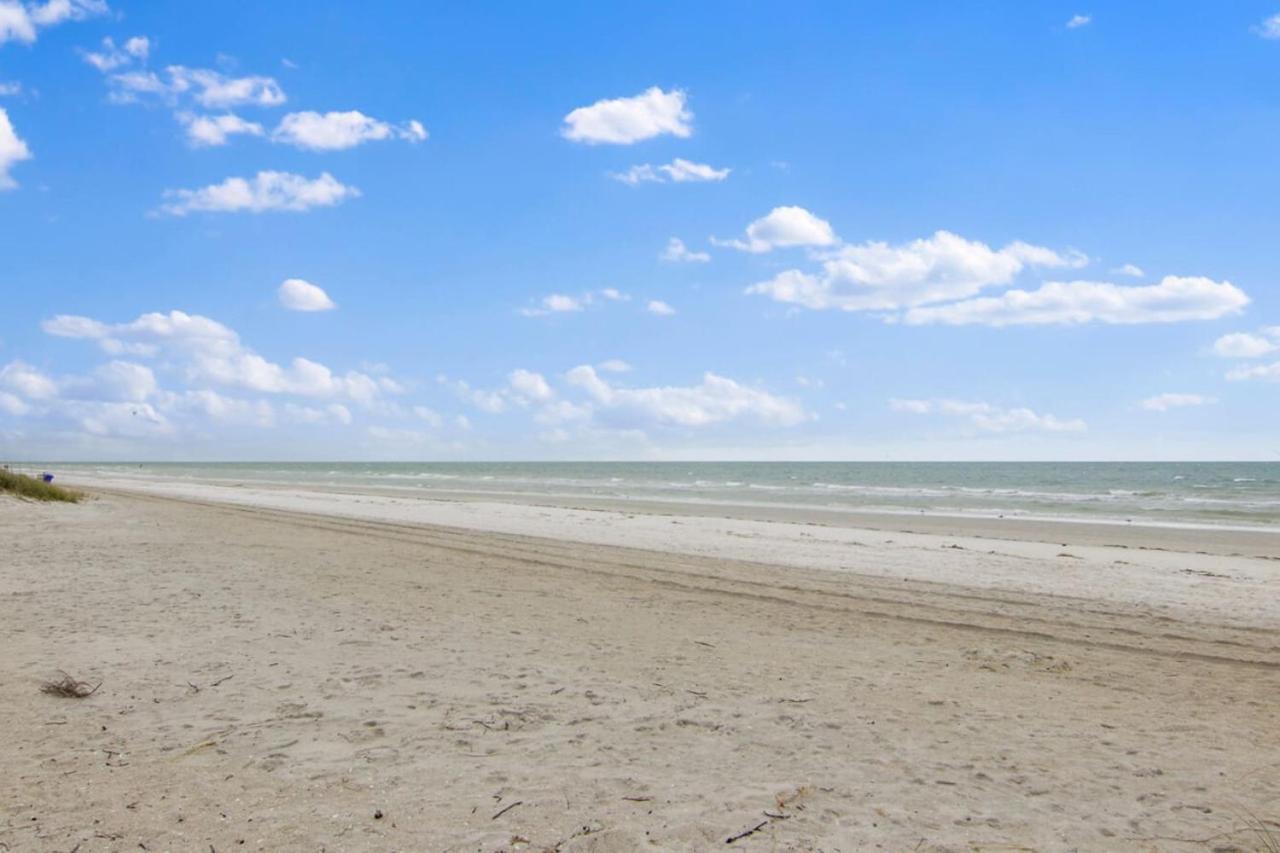 Sea Side 202 Beachfront Serenity 3Bd 2Ba Sleeps 8 شاطئ كليرووتر المظهر الخارجي الصورة